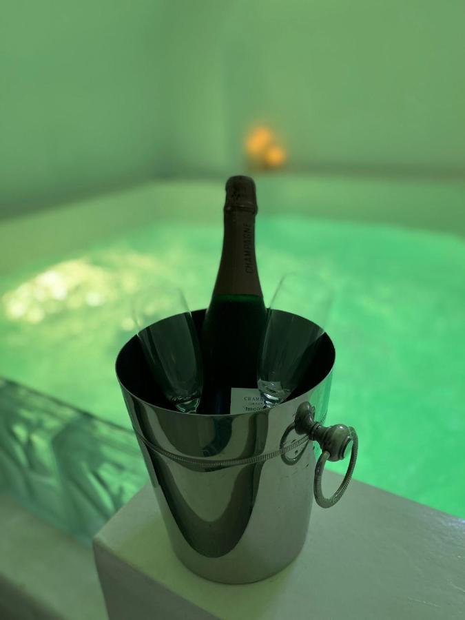 Loveroom La Cesarine Jacuzzi Prive Mougins Exterior foto